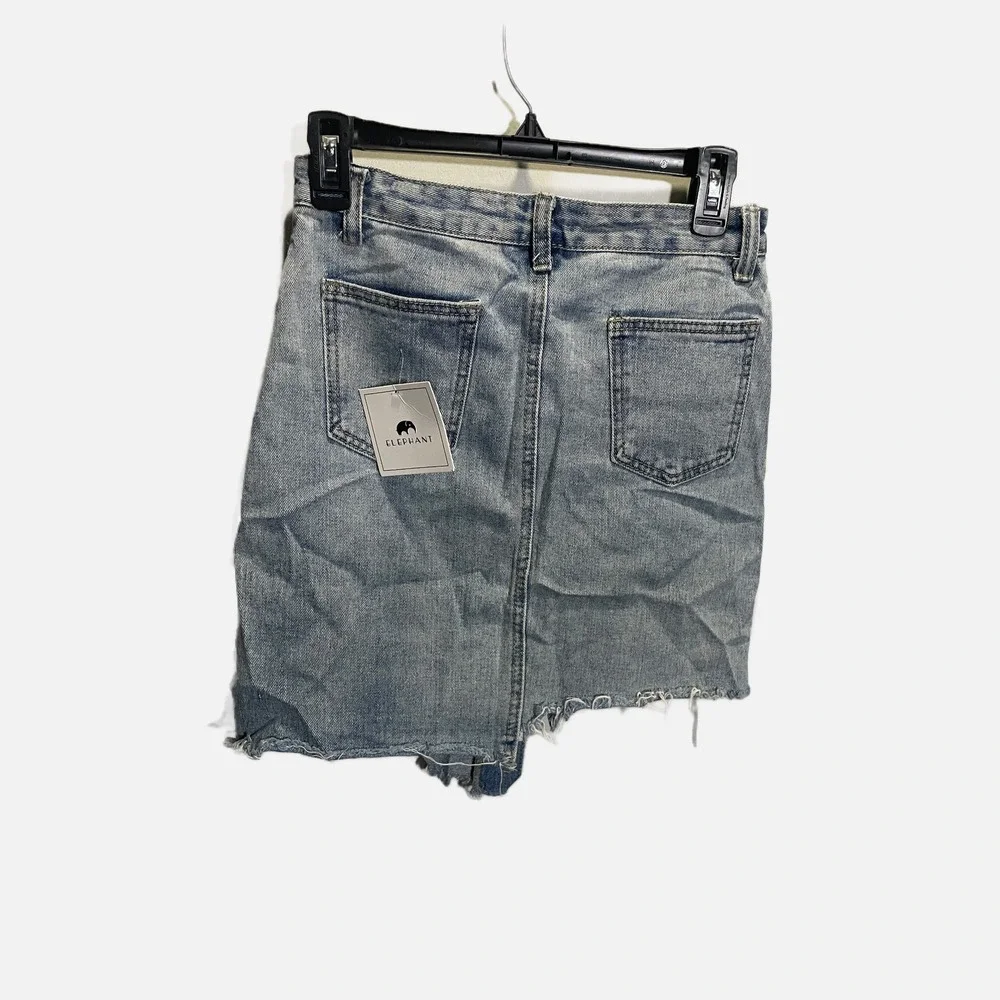 Elephant Women Blue Denim Asymmetrical Raw Hem Mini Skirt‎ Button Fly Size L
